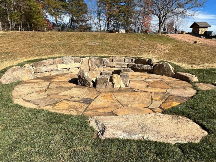 Firepits & Outdoor Fireplaces project photo 11